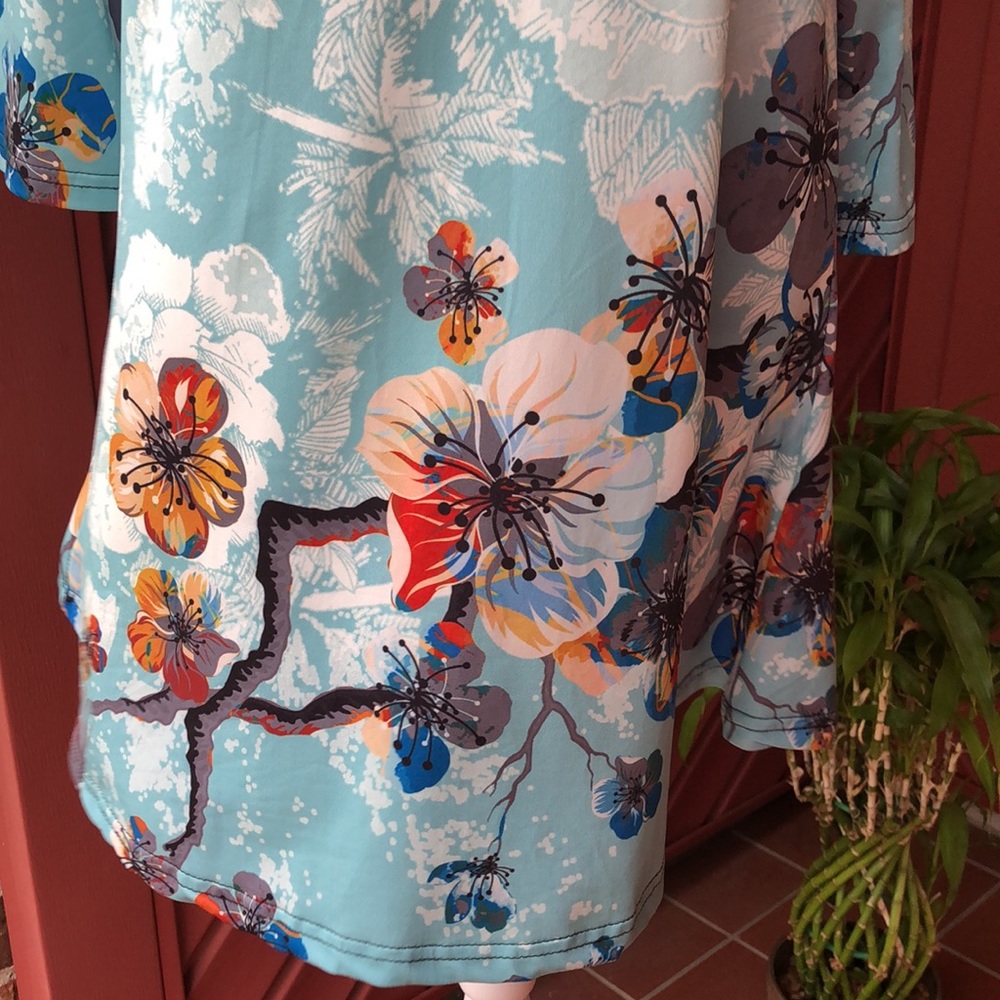 NWT Azalea Top - Picture 2 of 11